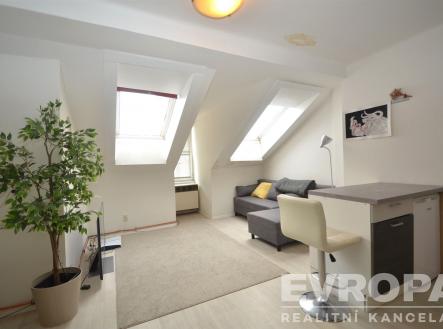 Pronájem bytu, 2+kk, 49 m²