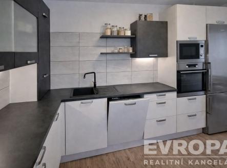 Pronájem bytu, 3+1, 68 m²