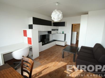 Pronájem bytu, 2+1, 52 m²