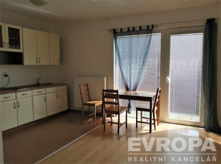 Pronájem bytu, 1+kk, 34 m²