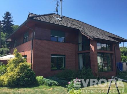 Prodej domu/vily, 350 m² obrázek