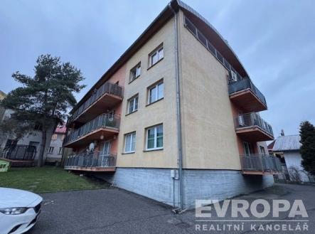 Pronájem bytu, 2+kk, 63 m²