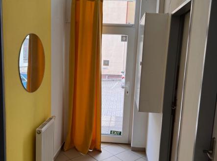 Pronájem obchodní prostor, 50 m²