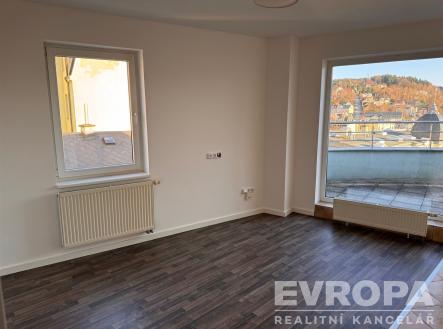 Pronájem bytu, 2+kk, 1 800 m²