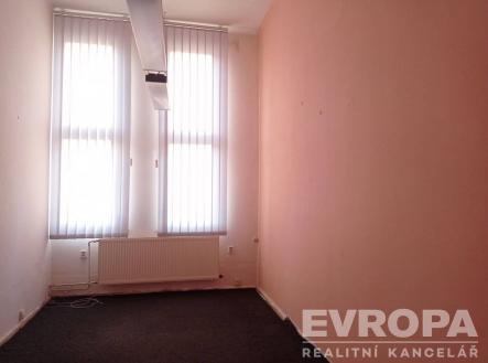 Pronájem skladovací prostor, 30 m²