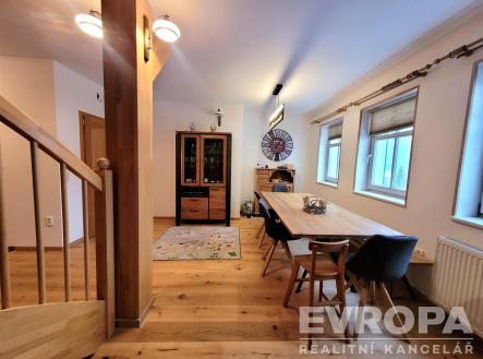 Pronájem bytu, 3+kk, 105 m²