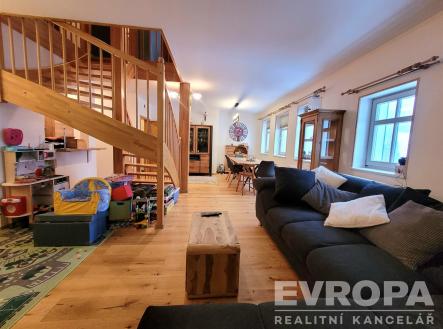 Pronájem bytu, 3+kk, 105 m²