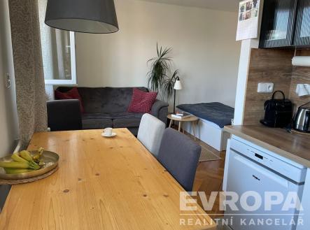 Pronájem bytu, 2+kk, 56 m²