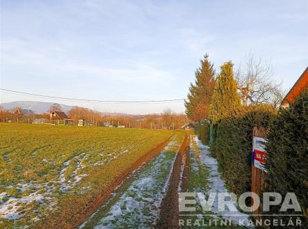 Prodej - pozemek, zahrada, 392 m²