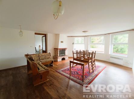 Pronájem - hotel, 302 m²