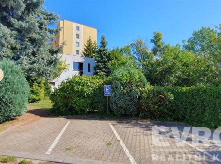 Pronájem bytu, 1+kk, 32 m²