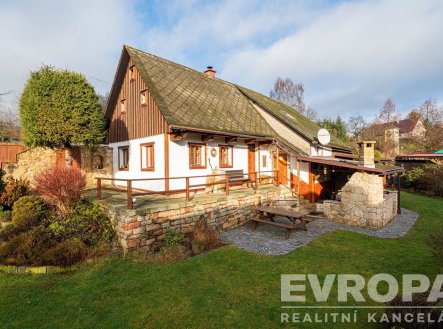 Prodej stylově rekonstruované chalupy v Podkrkonoší – pozemek 850 m², k nastěhování ihned