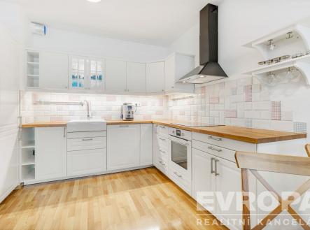 Prodej bytu, 3+kk, 98 m²