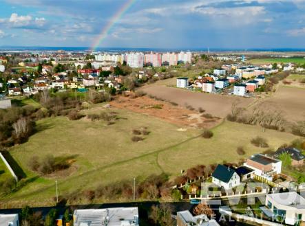 Prodej pozemku pro bydlení, 2 200 m²