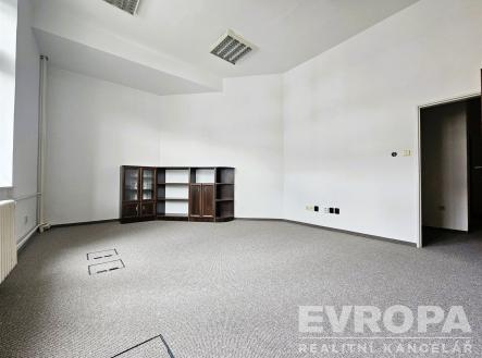 Pronájem kanceláře, 127 m²