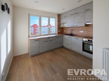 Pronájem bytu, 2+1, 54 m²