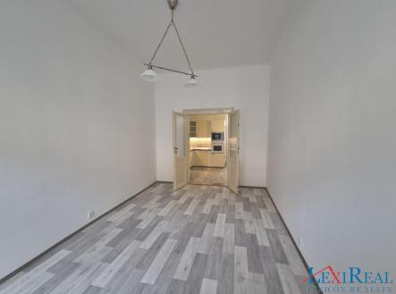 Pronájem bytu, 1+1, 37,7 m²