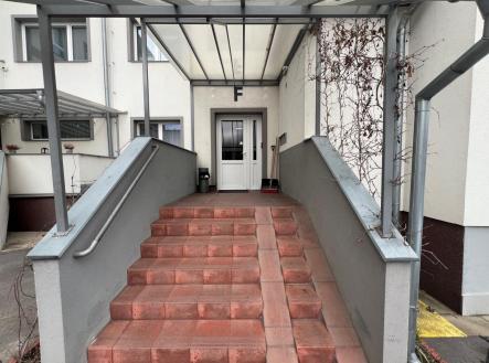 Pronájem bytu, 1+1, 28 m²