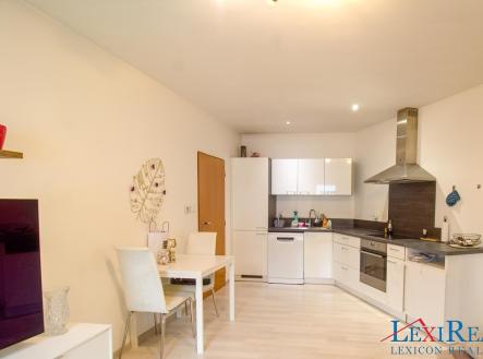 Pronájem bytu, 2+kk, 57 m²