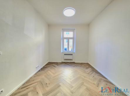 Pronájem bytu, 2+kk, 35 m²