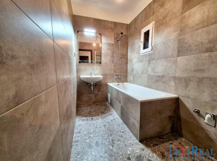 Pronájem bytu, 2+kk, 50 m²