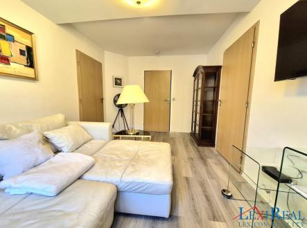 Pronájem bytu, 2+1, 45 m²