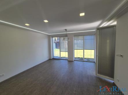 Pronájem bytu, 2+kk, 68 m²