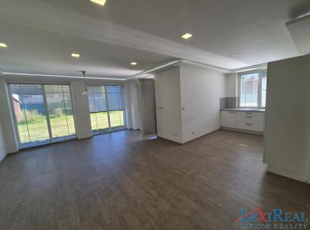 Pronájem bytu, 2+kk, 68 m²