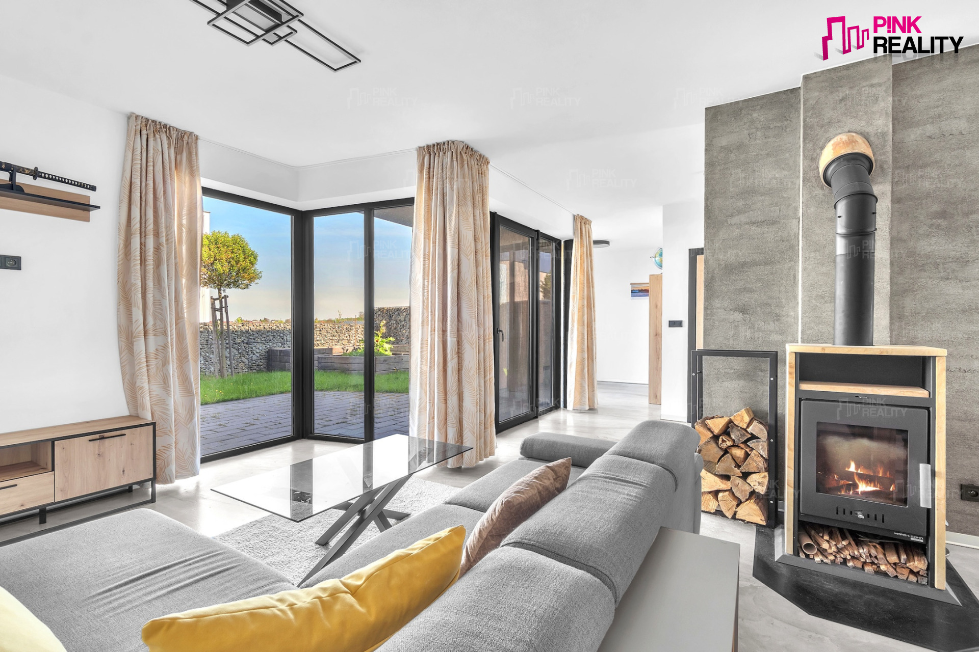 Novostavba řadového rodinného domu 5+kk s garáží a zahradou Kvasiny