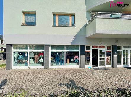 Pronájem - obchodní prostor, 67 m²