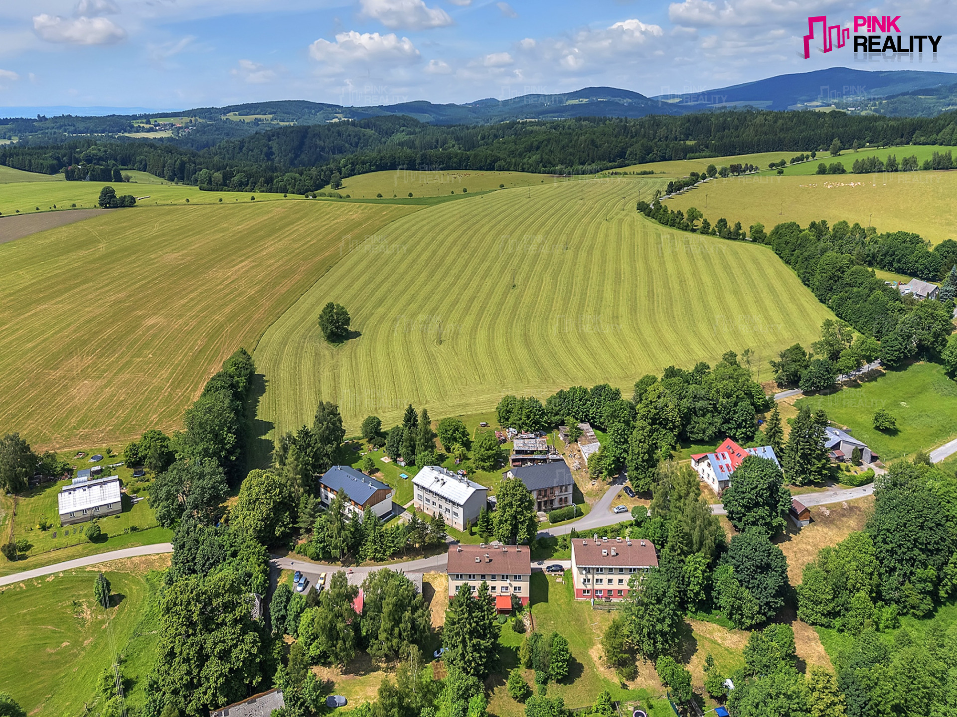 Bytový dům Uhřínov v Orlických horách, okres Rychnov nad Kněžnou