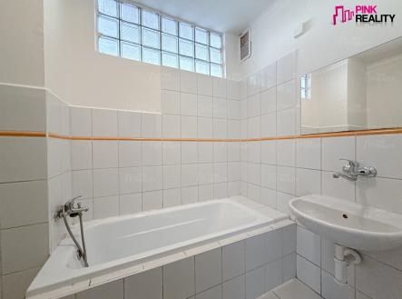 Pronájem bytu, 2+1, 61 m²