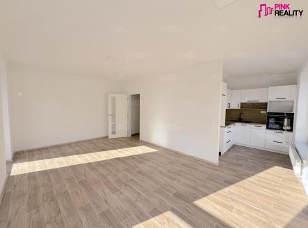 Pronájem bytu, 1+kk, 35 m²