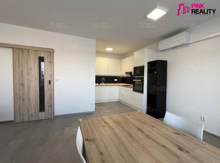 Pronájem bytu, 2+kk, 45 m²