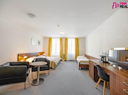 Prodej restaurace, 597 m²