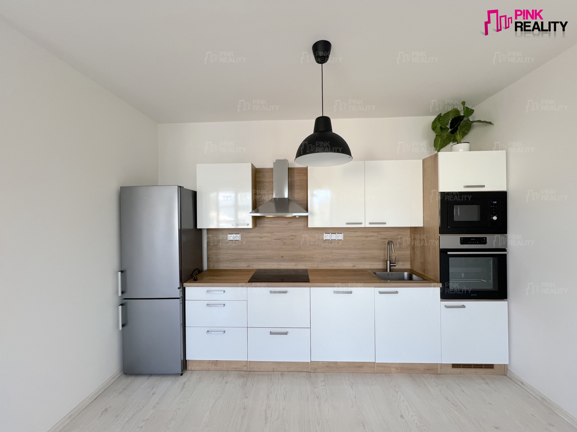 Pronájem bytu 2+kk, ulice Družební, Nové Město nad Metují