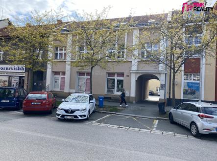 Pronájem bytu, 2+kk, 64 m²