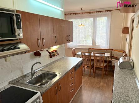 Pronájem bytu, 3+1, 79 m²