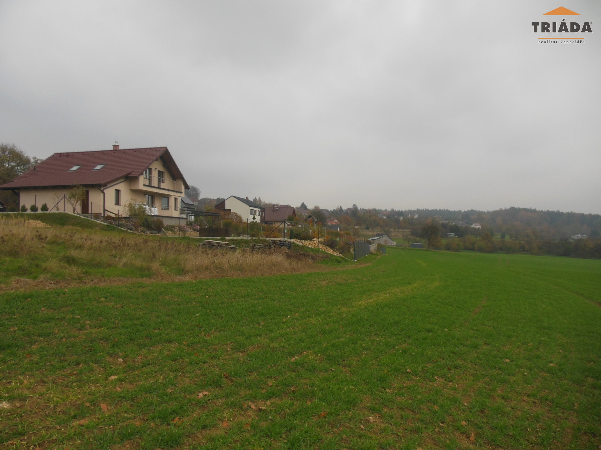 Prodej pozemku na stavbu několika RD