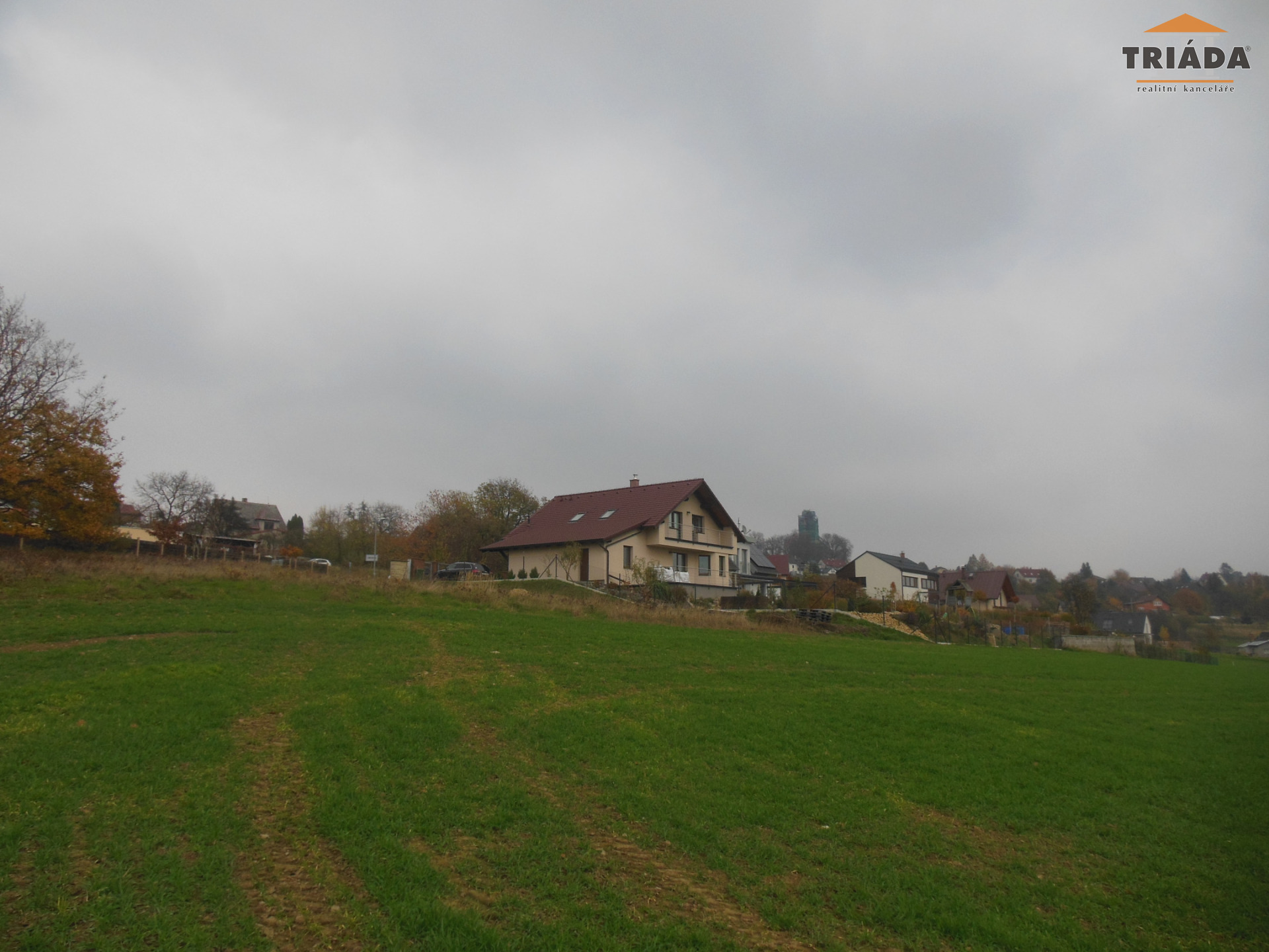 Prodej pozemku na stavbu několika RD