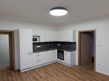 Pronájem bytu, 2+kk, 41 m²