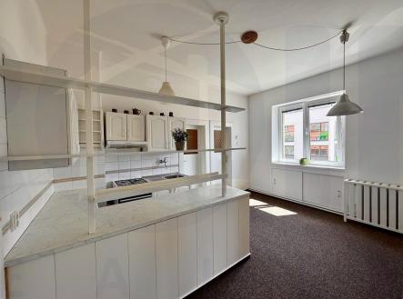 Pronájem bytu, 3+1, 85 m²