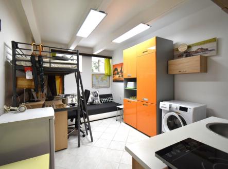 Pronájem bytu, 1+kk, 17 m²