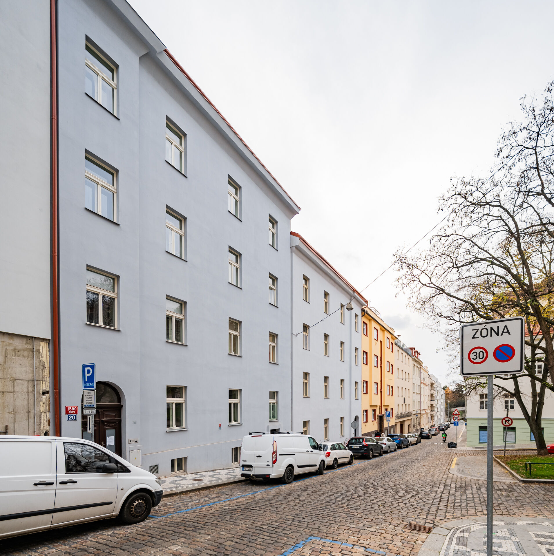 Světlý byt 1 + KK, 28m2