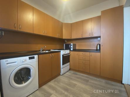 Pronájem bytu, 2+1, 50 m² obrázek