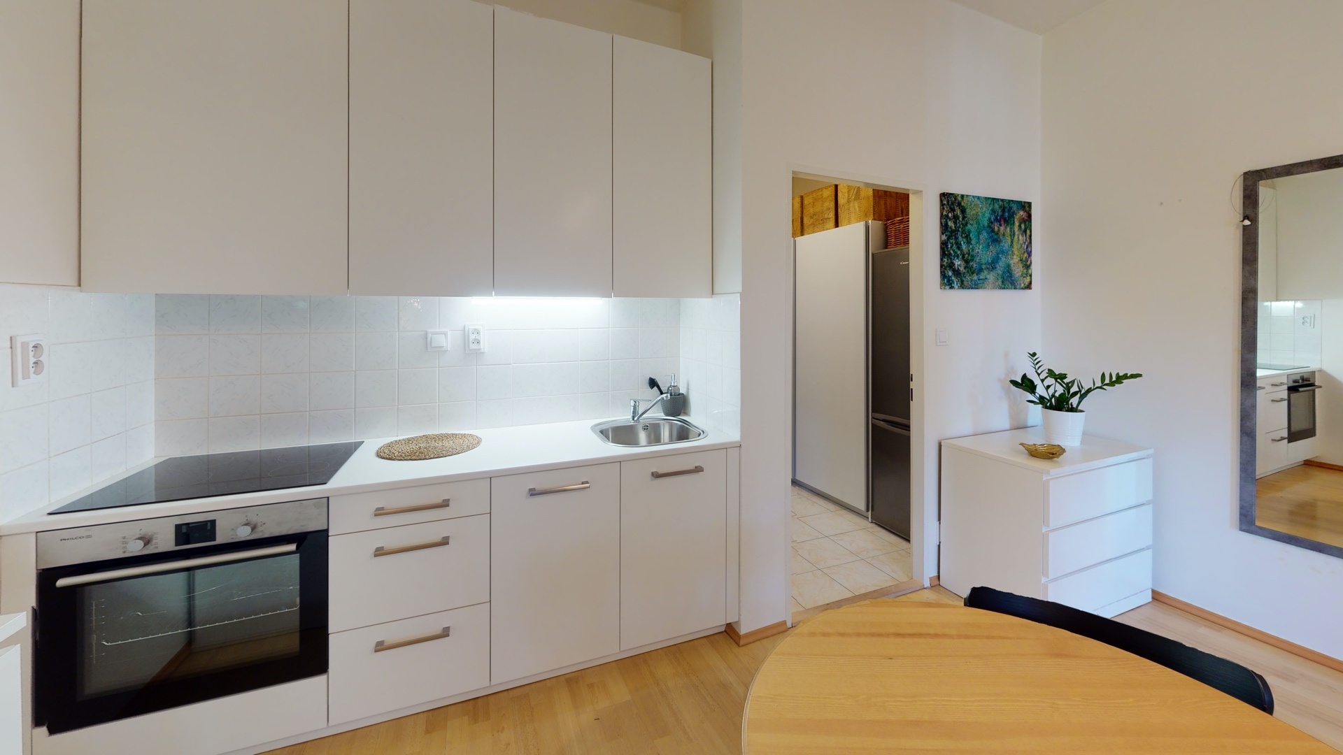 Byt-1kk-Skolska-Kitchen