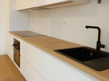 Pronájem bytu, 3+kk, 116 m²