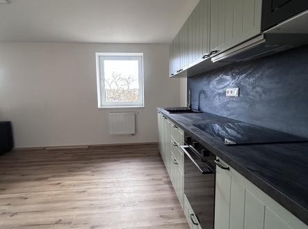 Pronájem bytu, 3+kk, 70 m²