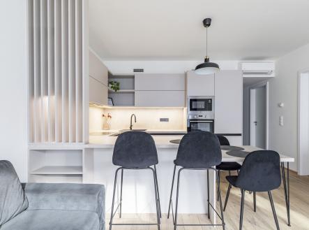 Pronájem bytu, 2+kk, 55 m² obrázek