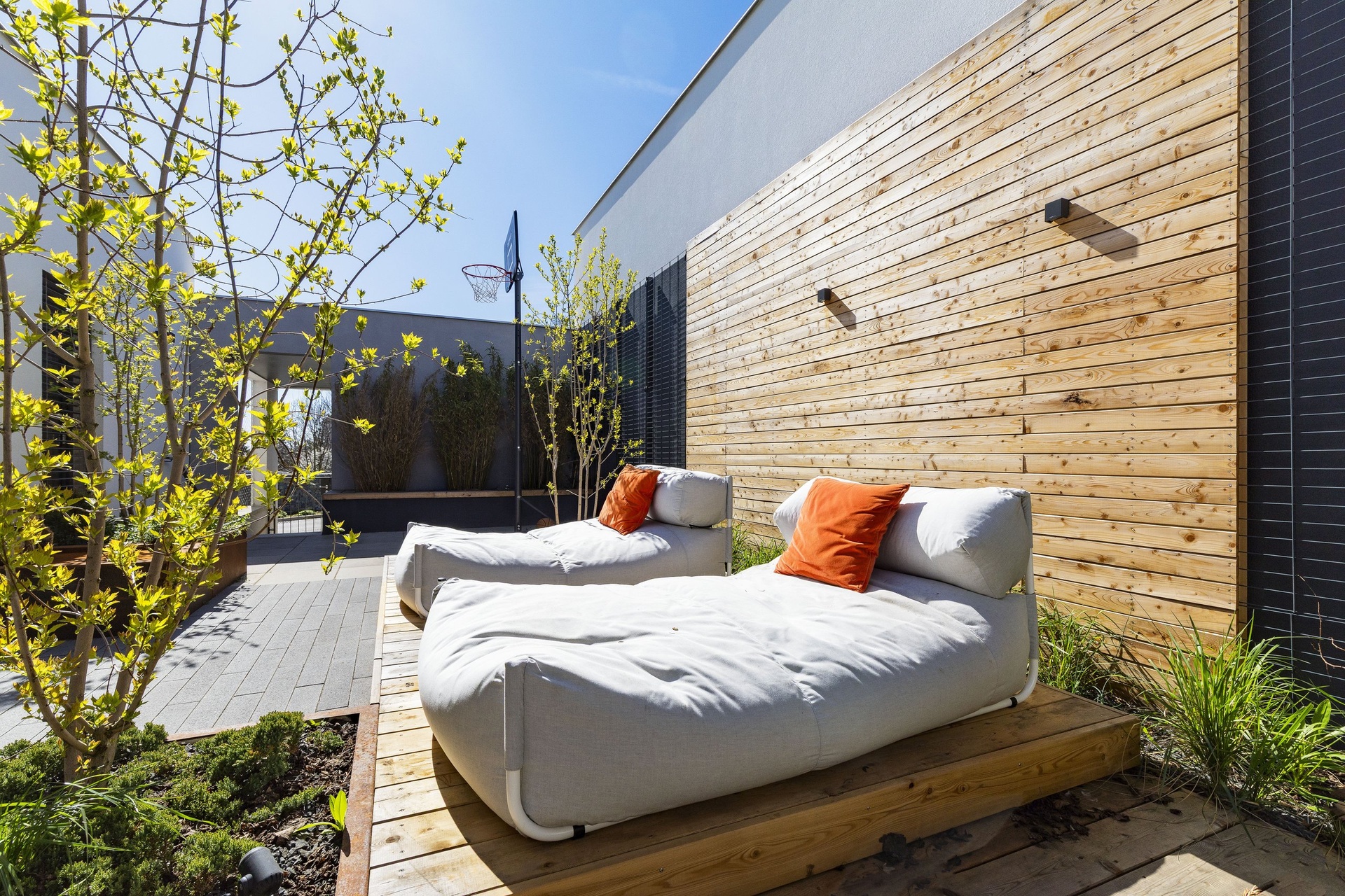 20_K Housličkám 12